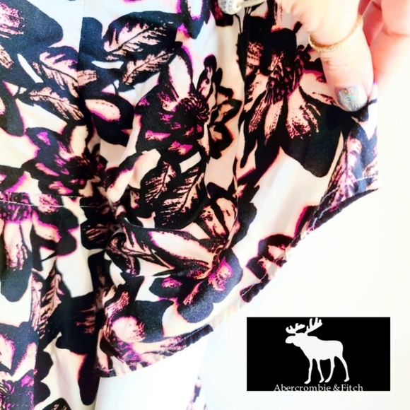 🌺 STUNNING Abercrombie & Fitch Floral Dress 🌺 - Picture 3 of 6